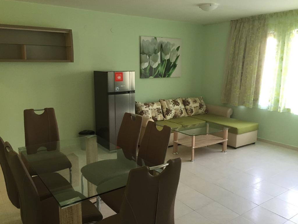 Apartments In Complex Chateau Nessebar Sveti Vlas Luaran gambar
