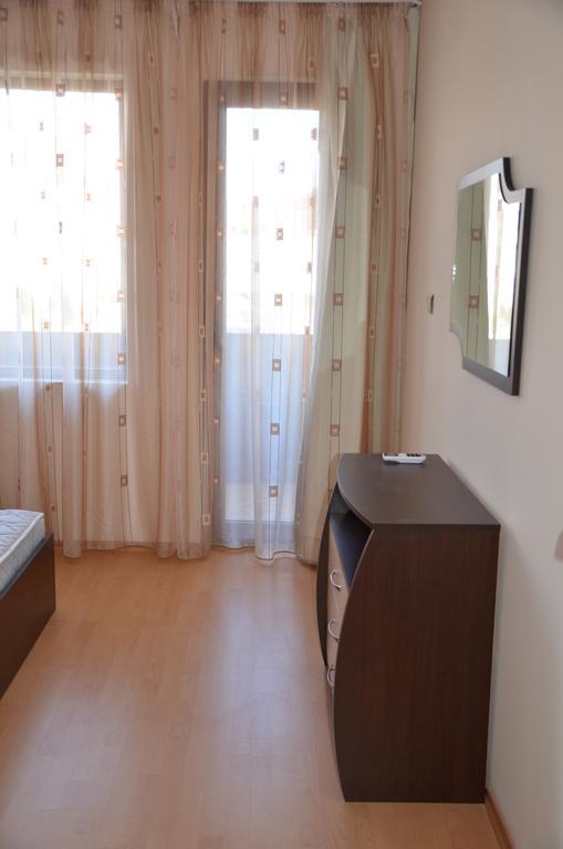 Apartments In Complex Chateau Nessebar Sveti Vlas Luaran gambar