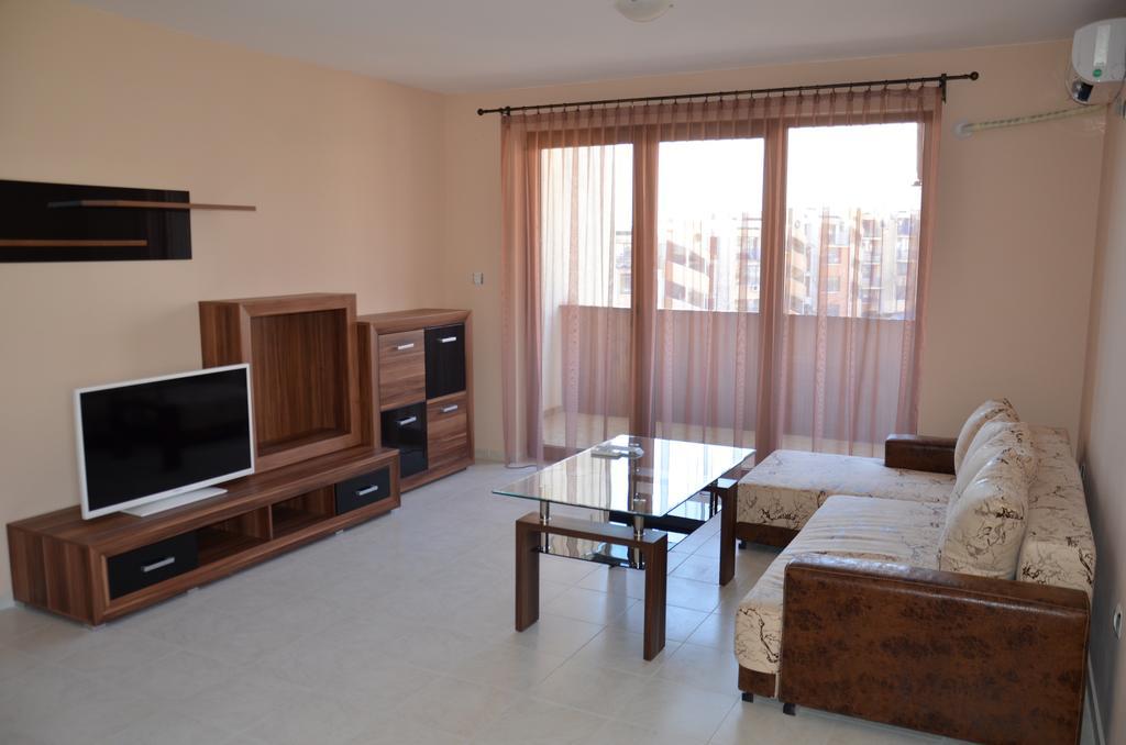 Apartments In Complex Chateau Nessebar Sveti Vlas Luaran gambar
