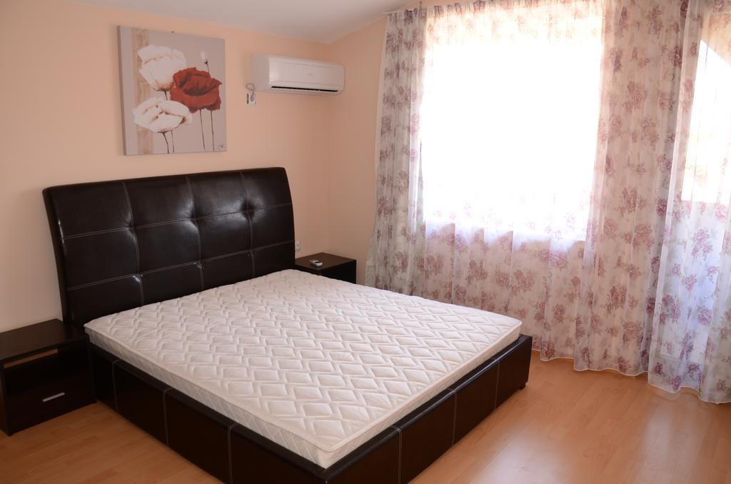 Apartments In Complex Chateau Nessebar Sveti Vlas Luaran gambar