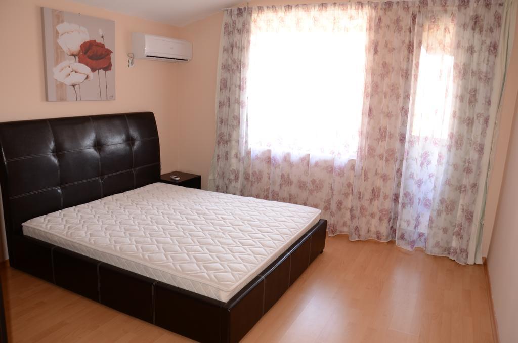 Apartments In Complex Chateau Nessebar Sveti Vlas Luaran gambar