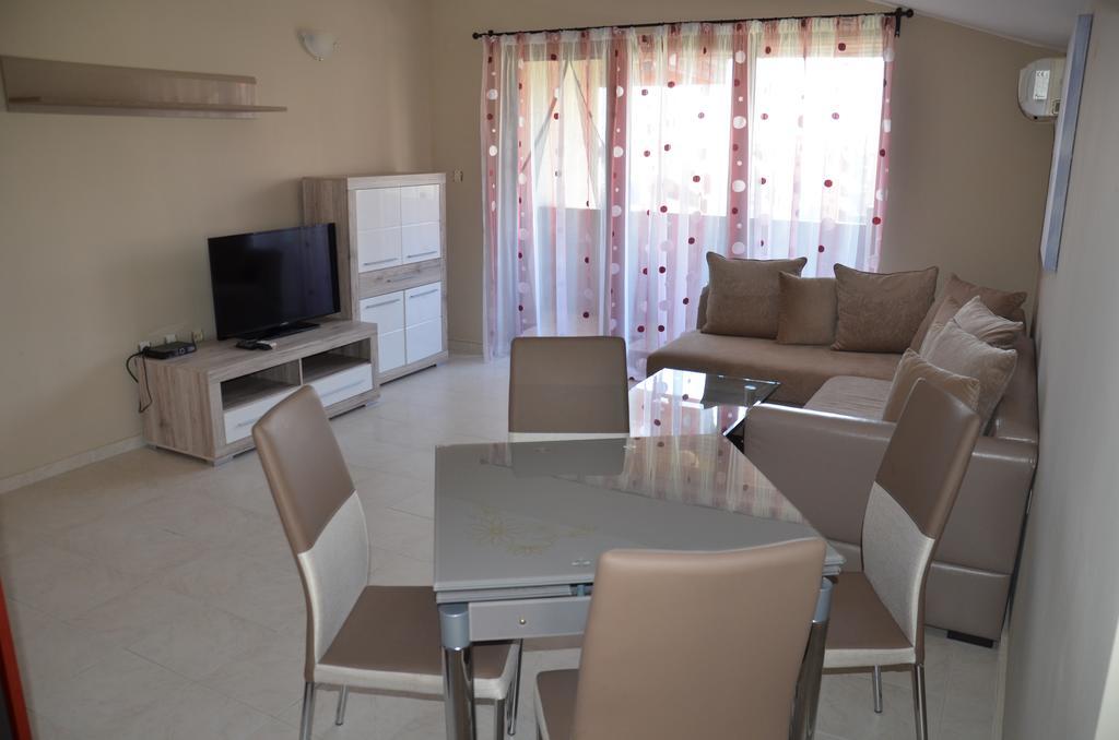 Apartments In Complex Chateau Nessebar Sveti Vlas Luaran gambar