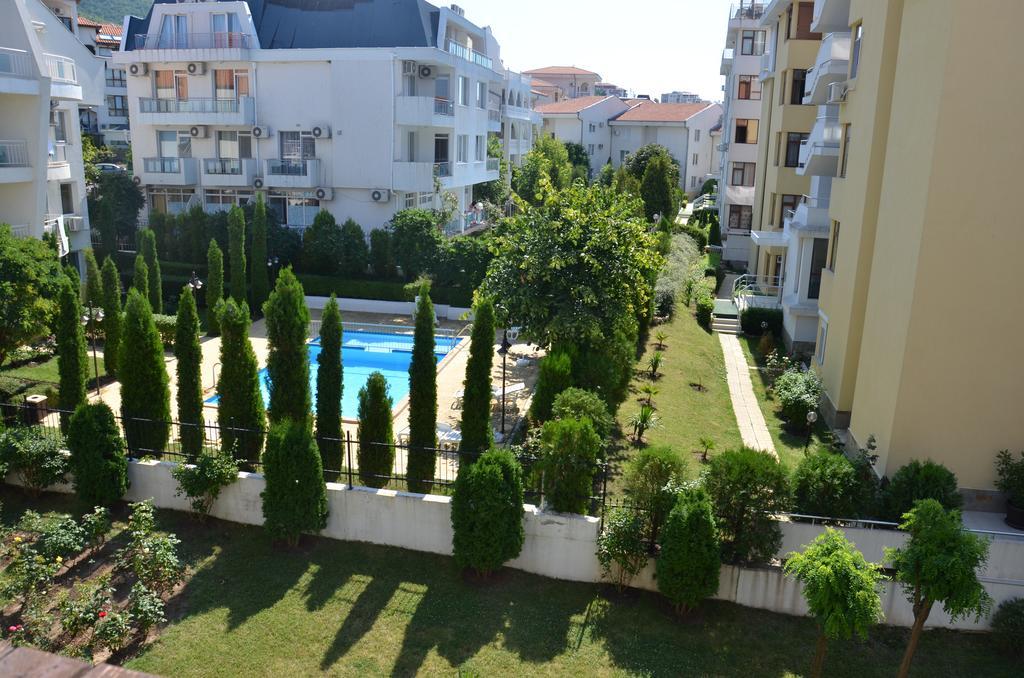 Apartments In Complex Chateau Nessebar Sveti Vlas Luaran gambar