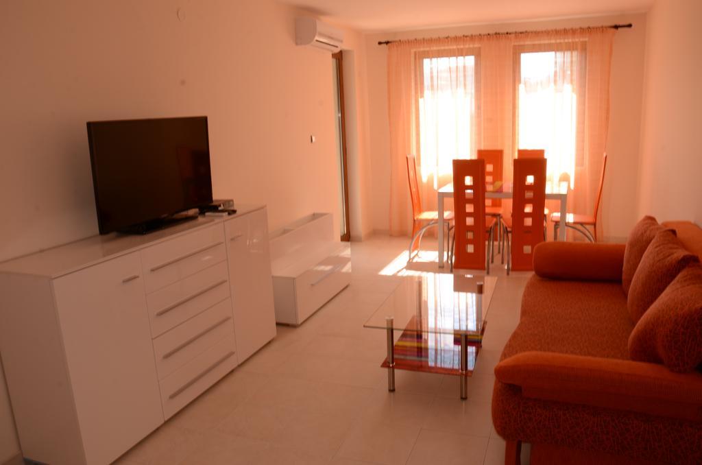 Apartments In Complex Chateau Nessebar Sveti Vlas Luaran gambar